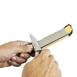 Купить Work Sharp Guided Field Sharpener 221 Точилка ручна поштучно