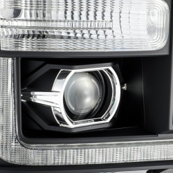 Купить Передние фары LED Ford Super Duty 2011-2016 LED LUXX серия черные AlphaRex AHL-FD11-PL-SA-B