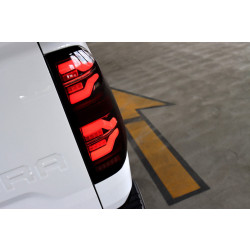 Купити Задні фари Toyota Tundra 2014-2021 LED LUXX серія чорні AlphaRex RTL-TUN14-SA-YW-BS