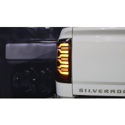 Купити Задні фари Chevrolet Silverado 1500 2014-2018 LED LUXX серія чорні AlphaRex RTL-CL14-SA-YW-BS