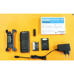 Купити Цифрова портативна радіостанція Motorola SL1600 UHF DISPLAY PTO502D 2300T