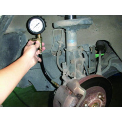 Купити Тестер давления в тормозной системе 14 пр. (FORCE 914B2)