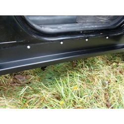 Купить Защитные пороги Fabryka 4х4 PD3 для LR Discovery III