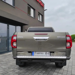 Купити Задній бампер трубчастий для Toyota Hilux 20+ Fabryka 4х4