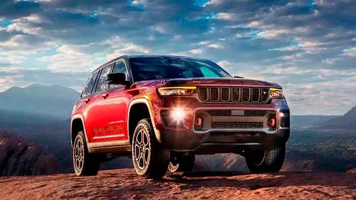 Jeep офіційно представив нове покоління Grand Cherokee
