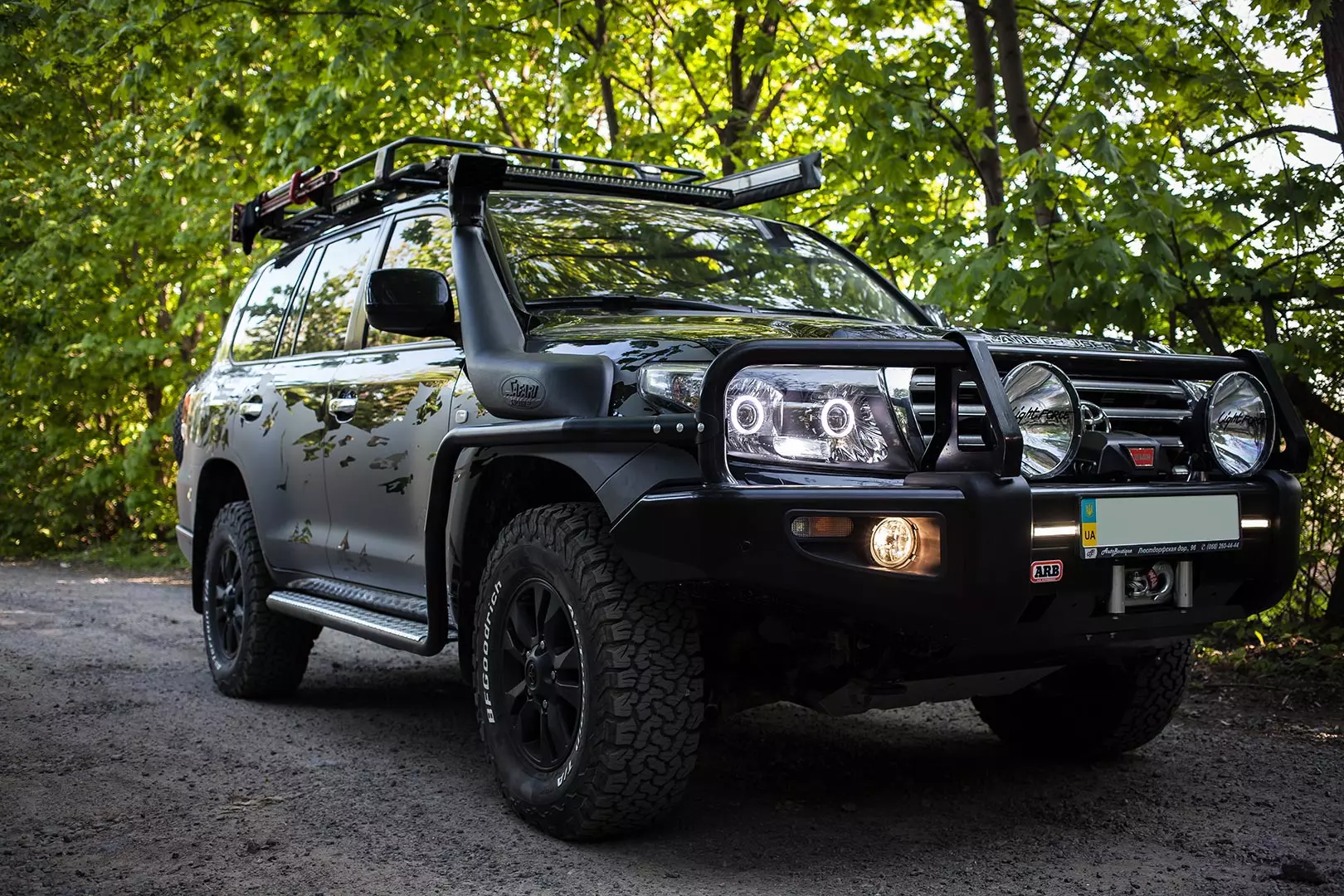 Тюнінг Toyota LC200 Off-road Style
