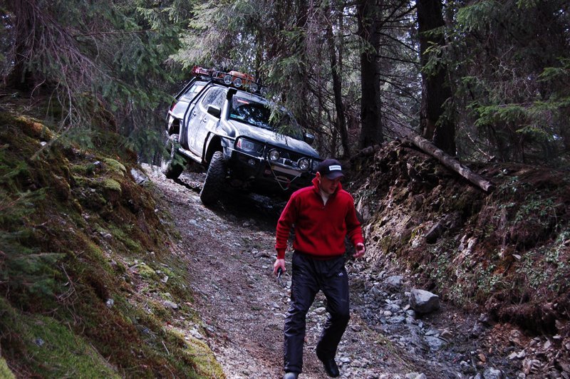 Експедиція в Карпати на позашляховику