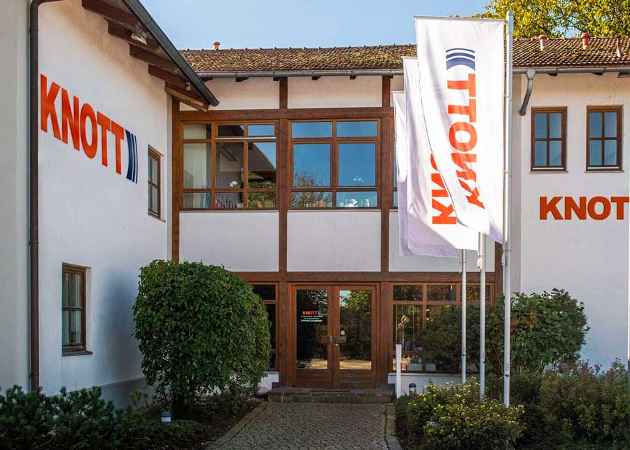 Виробник причіпного обладнання Knott GmbH купити запчастини для причепів осі гальма