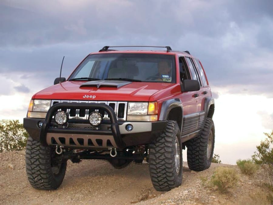 Запчасти для Jeep Grand Cherokee ZJ 1 поколения купить в Украине оригинал тюнинг цена Киев