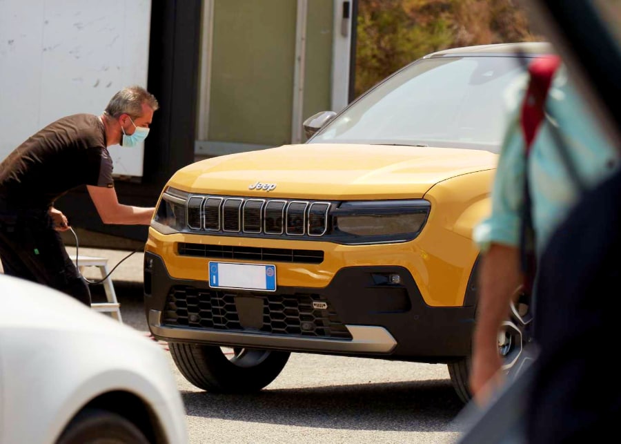 Шпигунські фото нового кросовера Jeep купити тюнінг Україна аксесуари