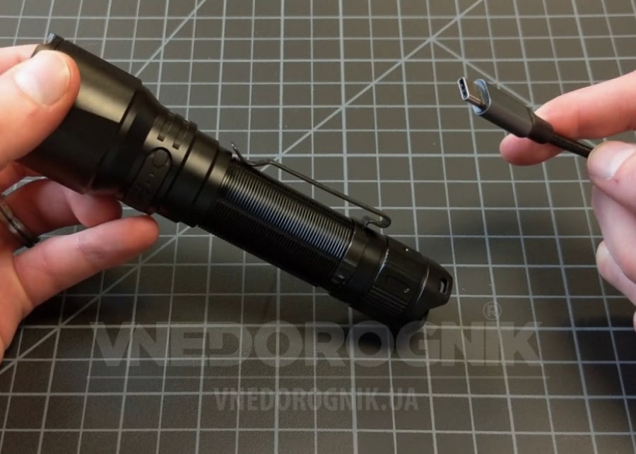Як правильно заряджати акумулятор ліхтарика купити в Україні ціна оригінал доставка