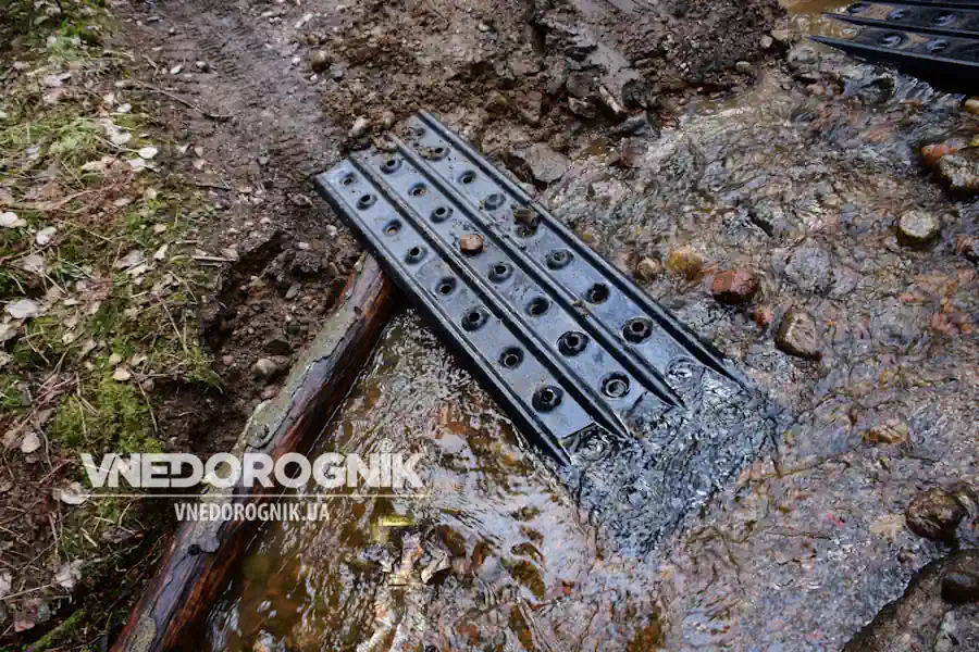 Buy metal sand track Ukraine