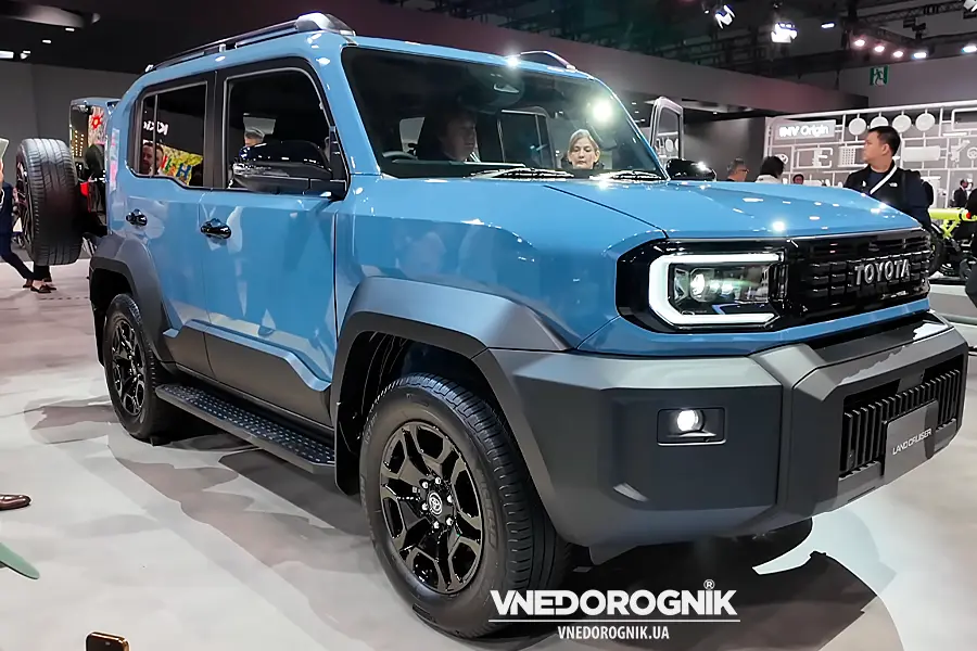Toyota FJ 2026 — прем’єра на Japan Mobility Show Публічна презентація Land Cruiser FJ: поєднання класичних пропорцій та сучасних рішень у компактному форматі.