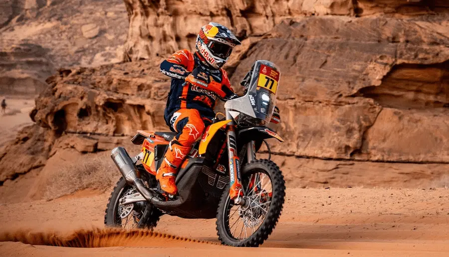 Драматична боротьба в заліку мотоциклів: Лусіано Бенавідес виривається вперед на 11-му етапі, демонструючи технічну досконалість та волю до перемоги у найважчій гонці планети.