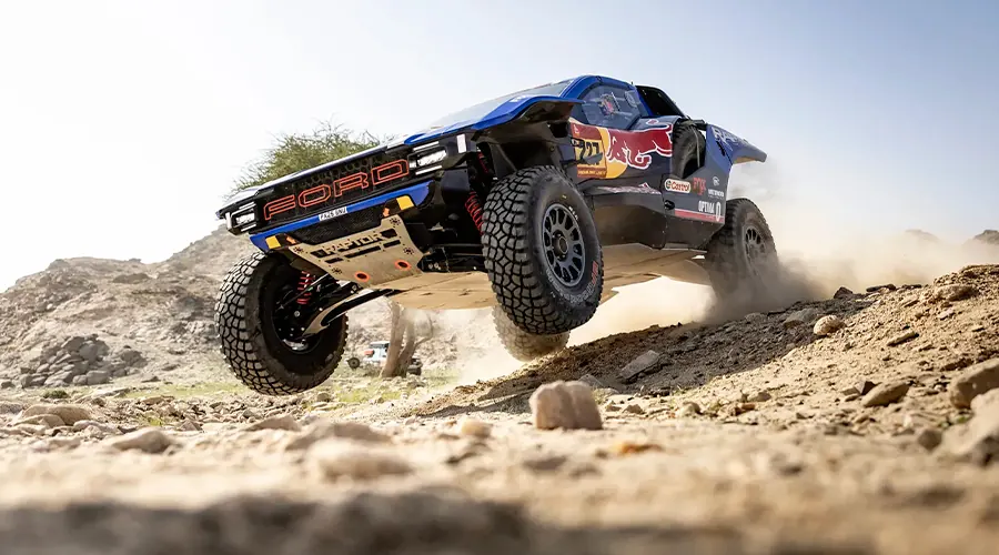 Защита картера и агрегатов от ударов о камни: необходимость для выживания техники на сложных этапах Дакара и украинского бездорожья.